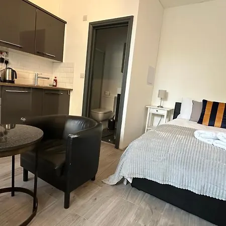 Comfortable Studio West London